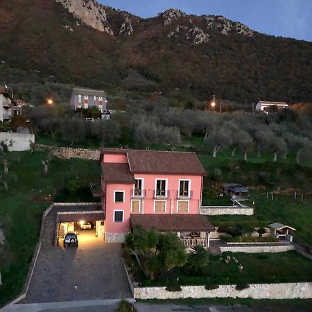 B&B La Casa Del Sole Controne Luaran gambar
